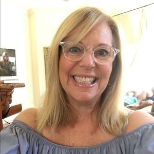 Meet your Posher, Leslie